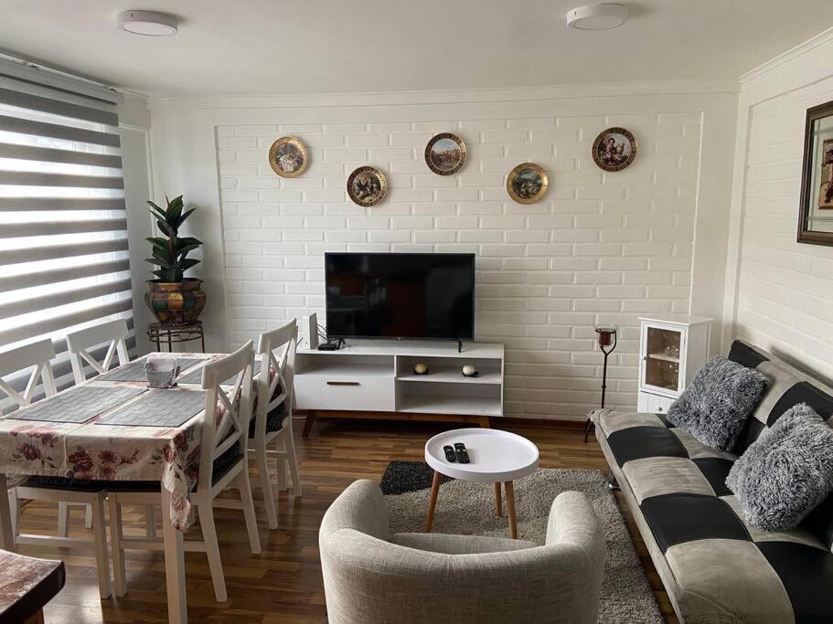 Apartamento Departamento A Solo Pasos Del Centro De Pto Montt *